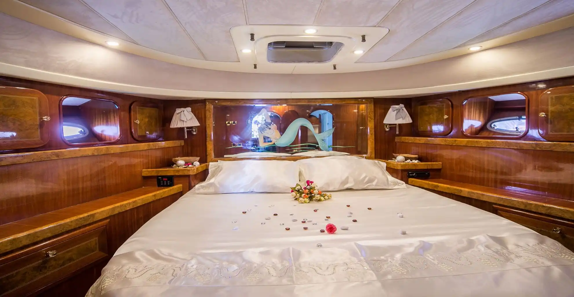 Yacht Moonlight Dela